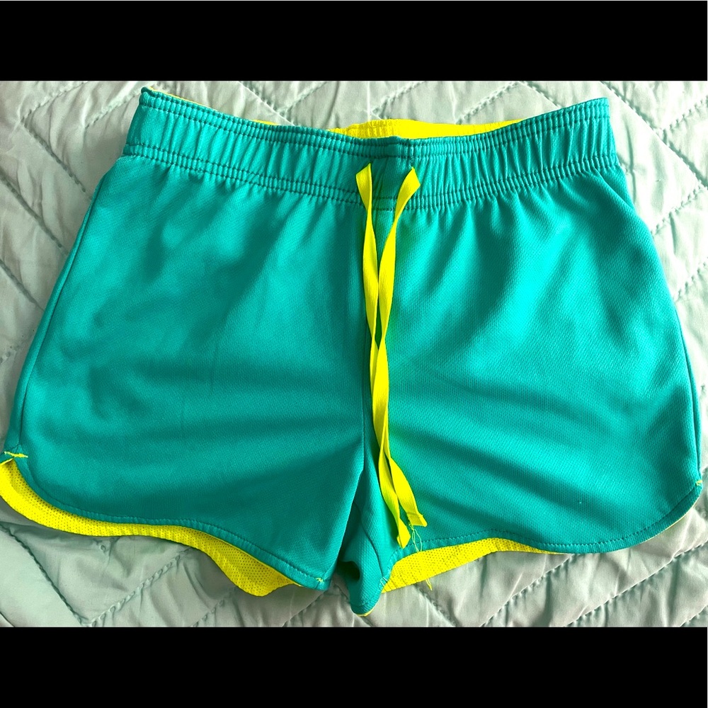 🧩BLUE GREEN SHORTS 🧩
